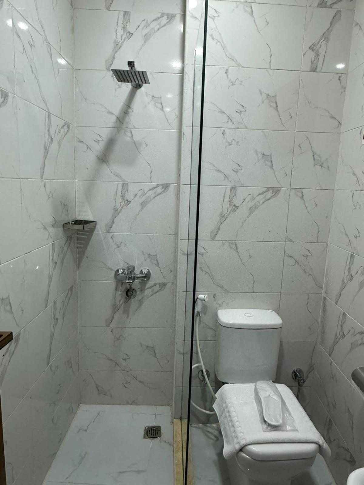 Prince Pyramids Inn Kafret el-Gabal Dış mekan fotoğraf